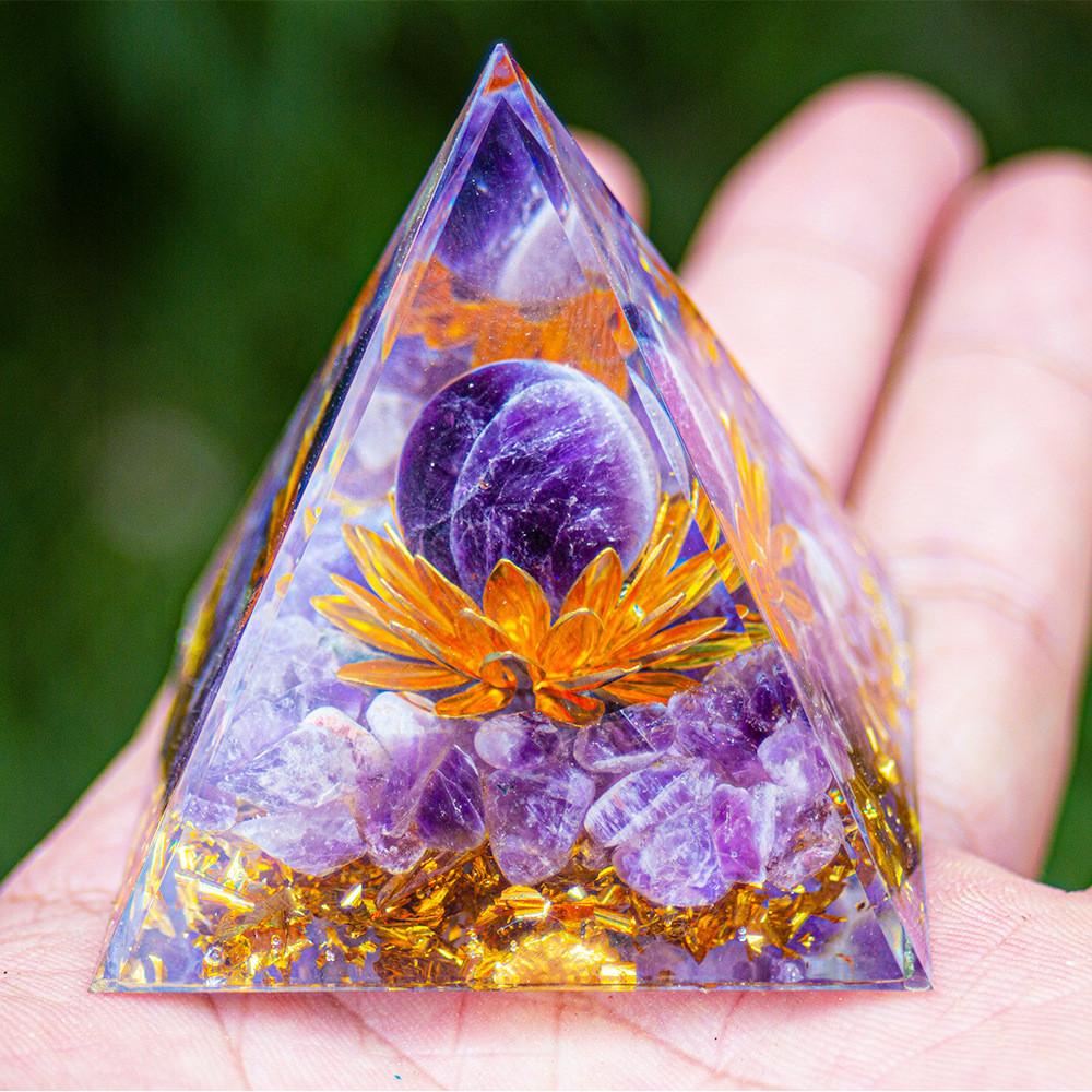 Resin Art Crystal Ball Pyramid Home Decor With Modern Minimalist Style For Living Room Display