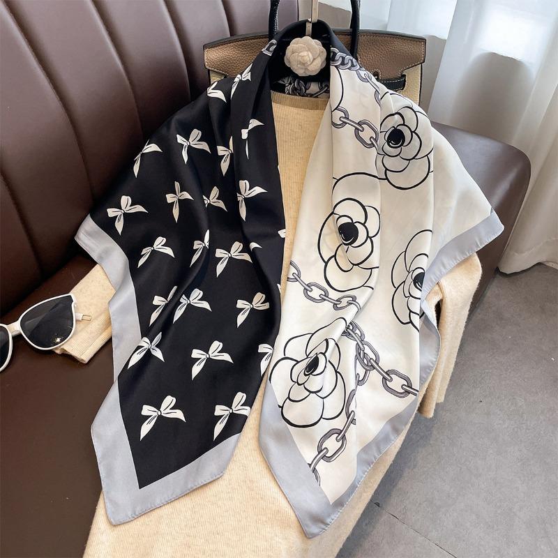 Korean Fashion Vintage Elegant Camellia Printed Square Scarf For Women