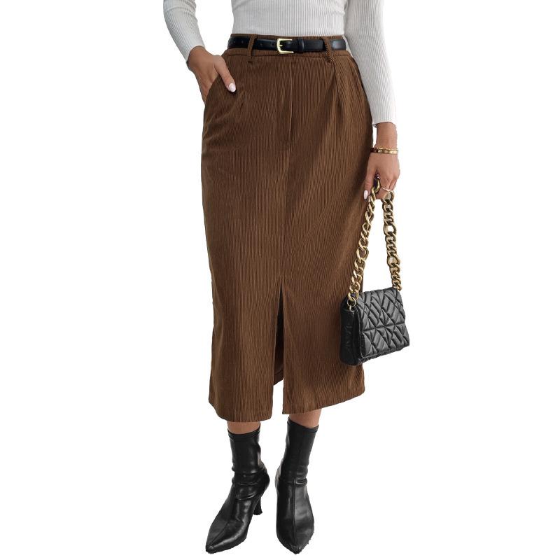 European & American Retro Corduroy Slit Skirt - Autumn/Winter 2026: Elegant Women's Commuting Style