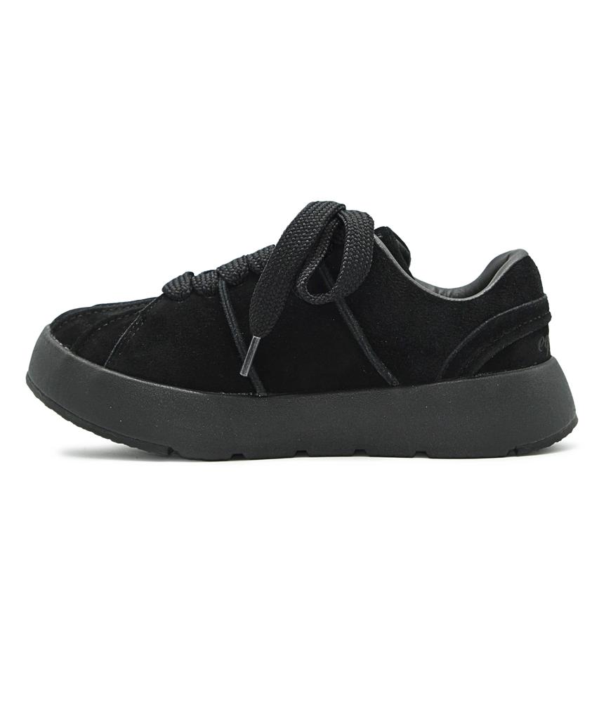 Equalby Madeleine / Black