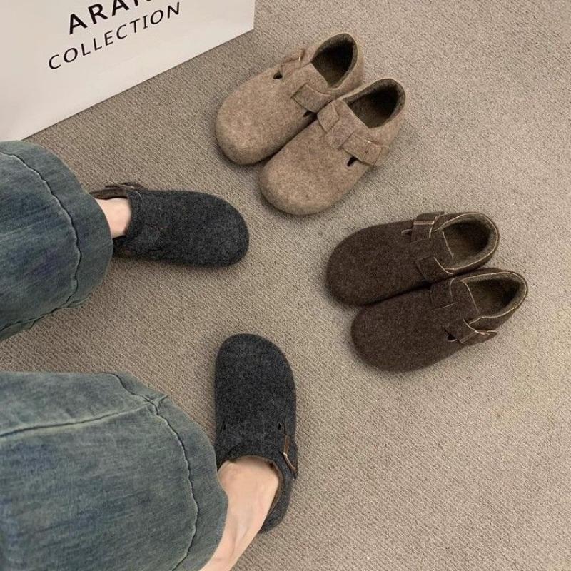 The new autumn retro wears round-toed felt plush women's warm cotton scoop shoes
