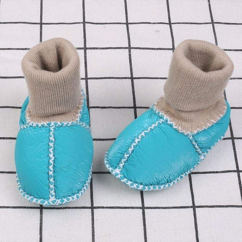 Winter Soft-soled Newborn Baby Cotton Shoes 0-6 Months Thickened Baby Anti-drop Socks Shoes Keep Warm and Do Not Lose Fluff Shoes