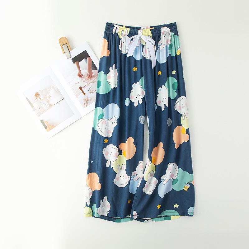 Damen Übergröße Baumwolle Viskose Pyjamahose, Cartoon-Blumendruck, Lockere Neun-Punkt-Strandhose, Outdoor-Bekleidung