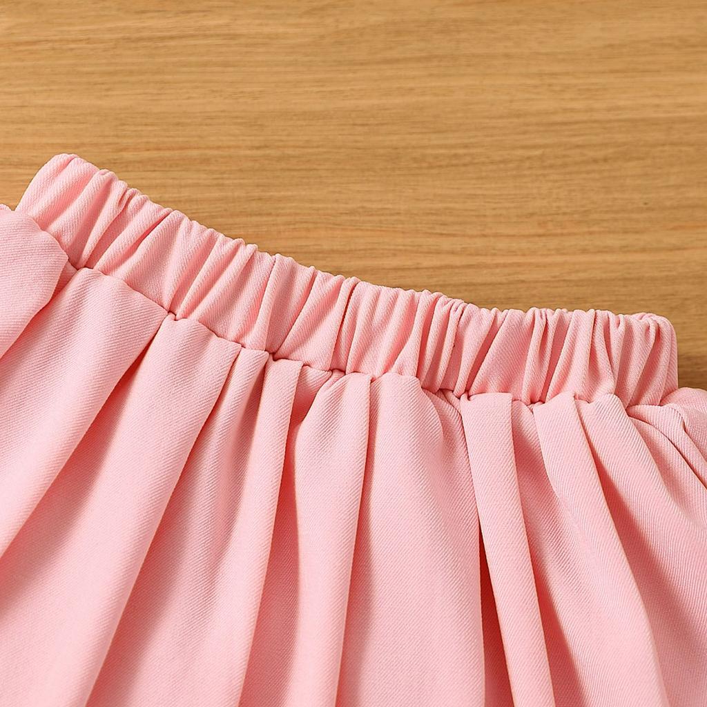 Stilig kjolesett med lange ermer