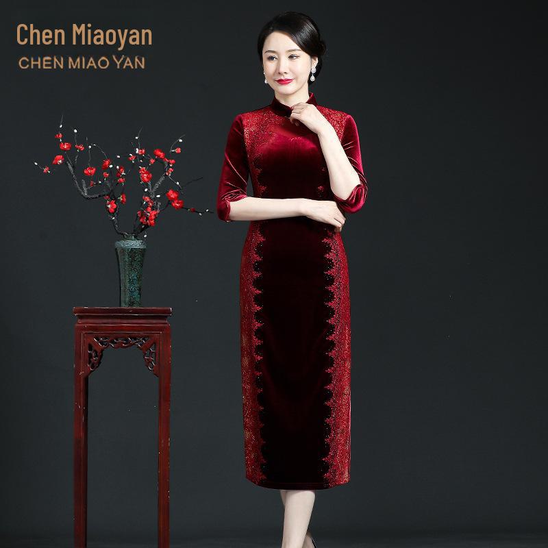 Fashionable Plus Size Clothing for Middle-Aged and Elderly Women: Stylish Cheongsam and Mother-of-the-Bride Dresses