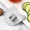 2/4Pcs Stainless Steel Finger Protector Cutting Meat Vegetables Finger Safety Fingerboard Multi-functional Kitchen Tool Accessor
