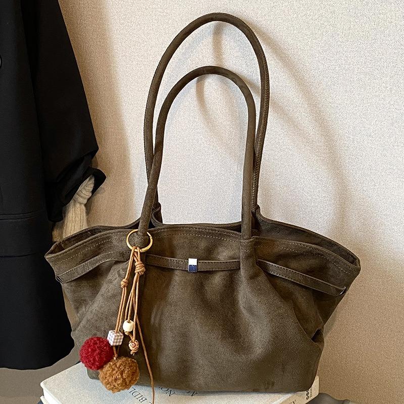 Large Capacity Tote Bag Women's Autumn New Commuter Lazy Wind Matte Vegetable Basket Bag Shoulder Armpit Bag