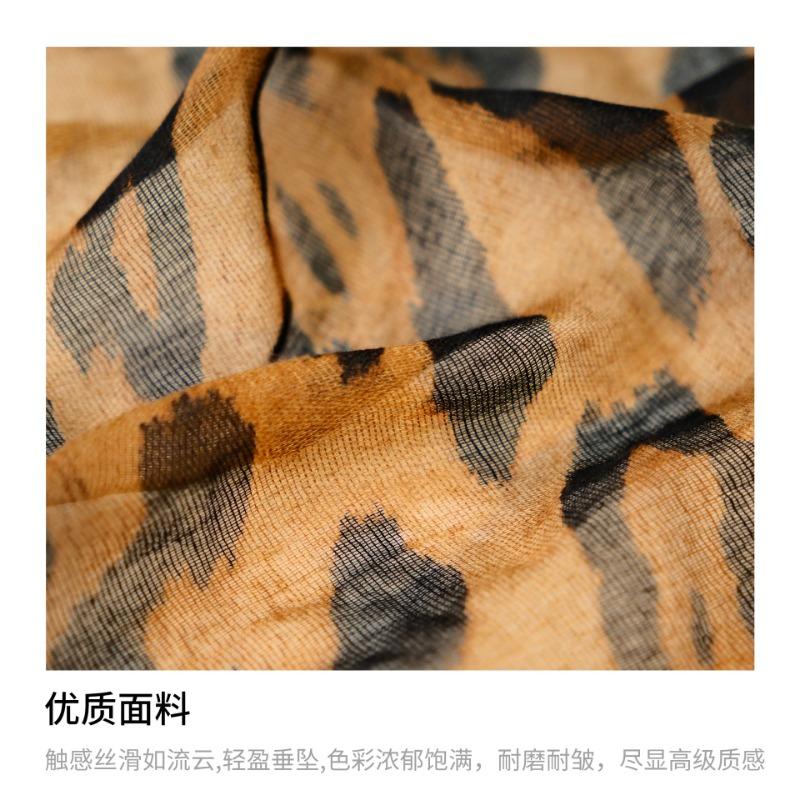 Wind Personality Leopard Print Scarf Cotton and Linen Feel Shawl Thin Autumn and Winter New Fashion Clothing Accessories