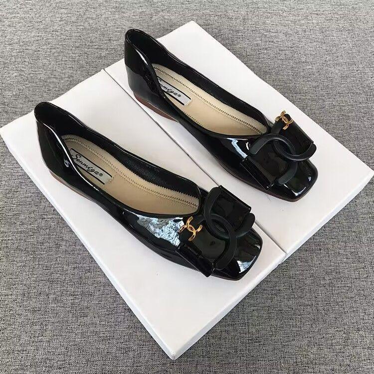 Versatile flat-soled single shoes women's soft leather flat-heeled shallow-mouth work shoes 2025 summer new square head red wedding shoes