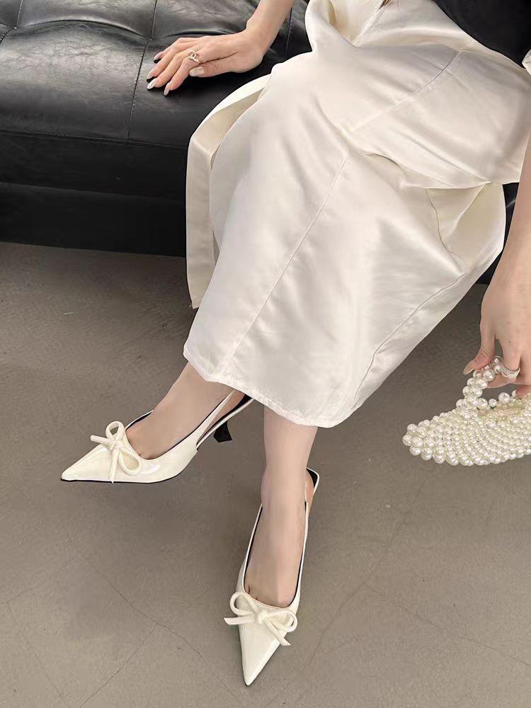 Stil european și american cu vârf ascuțit, geantă cu fundă, toc subțire, toc înalt, temperament, modă cu simț înalt, un cuvânt cu pantofi simpli goi