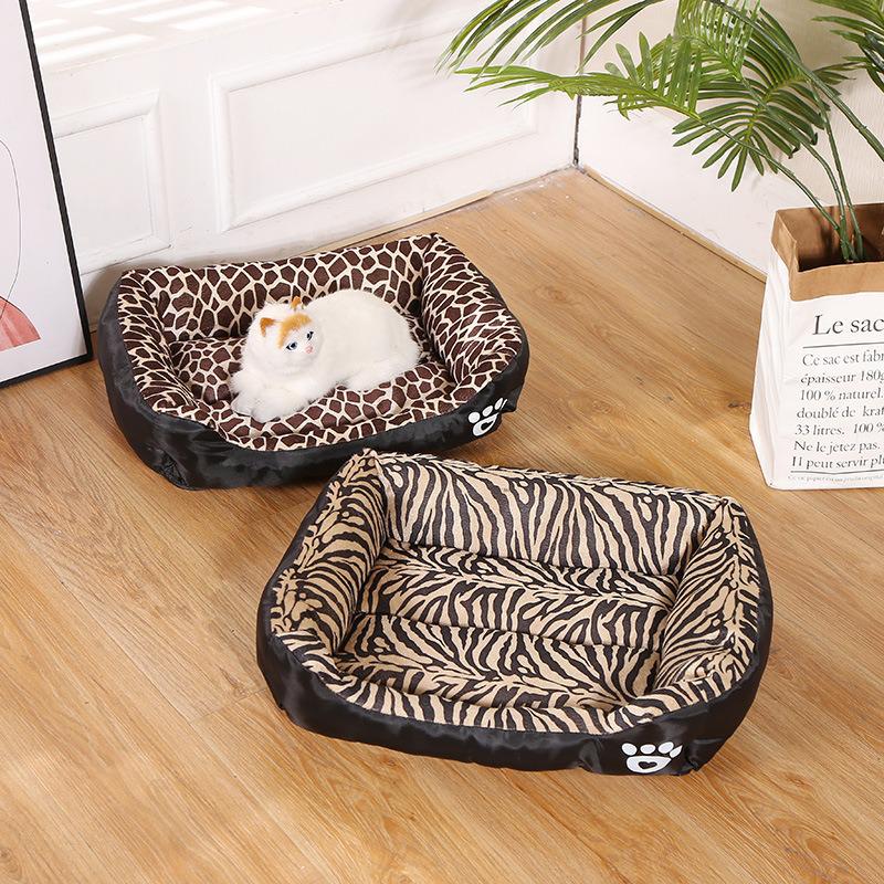 Four Seasons Multi-color Pet Mat: Scratch & Bite-resistant Cat/Dog Bed