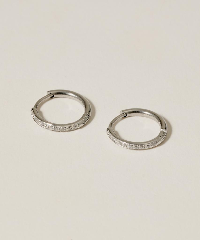 Novice Tokyo Cz Hinged Hoop Pierce Surgical Cz Hinged Hoop Pierce [Stainless] / Silver