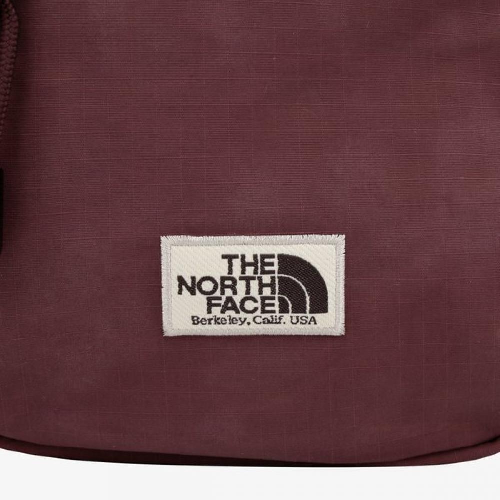 The North Face White Label Standard Crossbody Small Dark Red Nn2pr77j