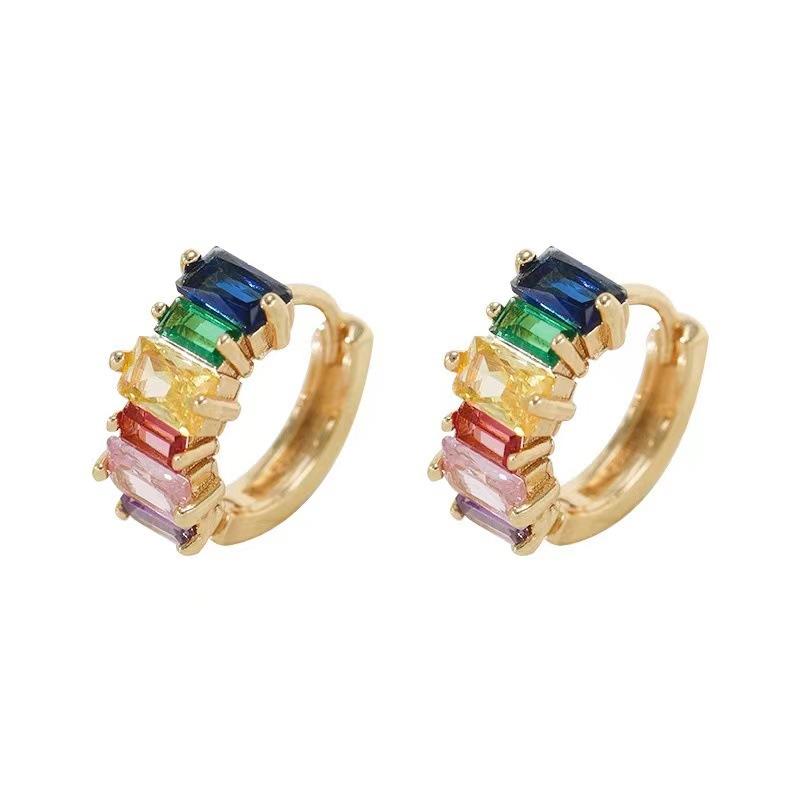 

Серьги с цветным цирконием и одним бриллиантом One Size