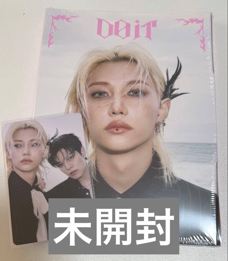 

[USED] StrayKids DO IT Accordion FELIX Tower Records