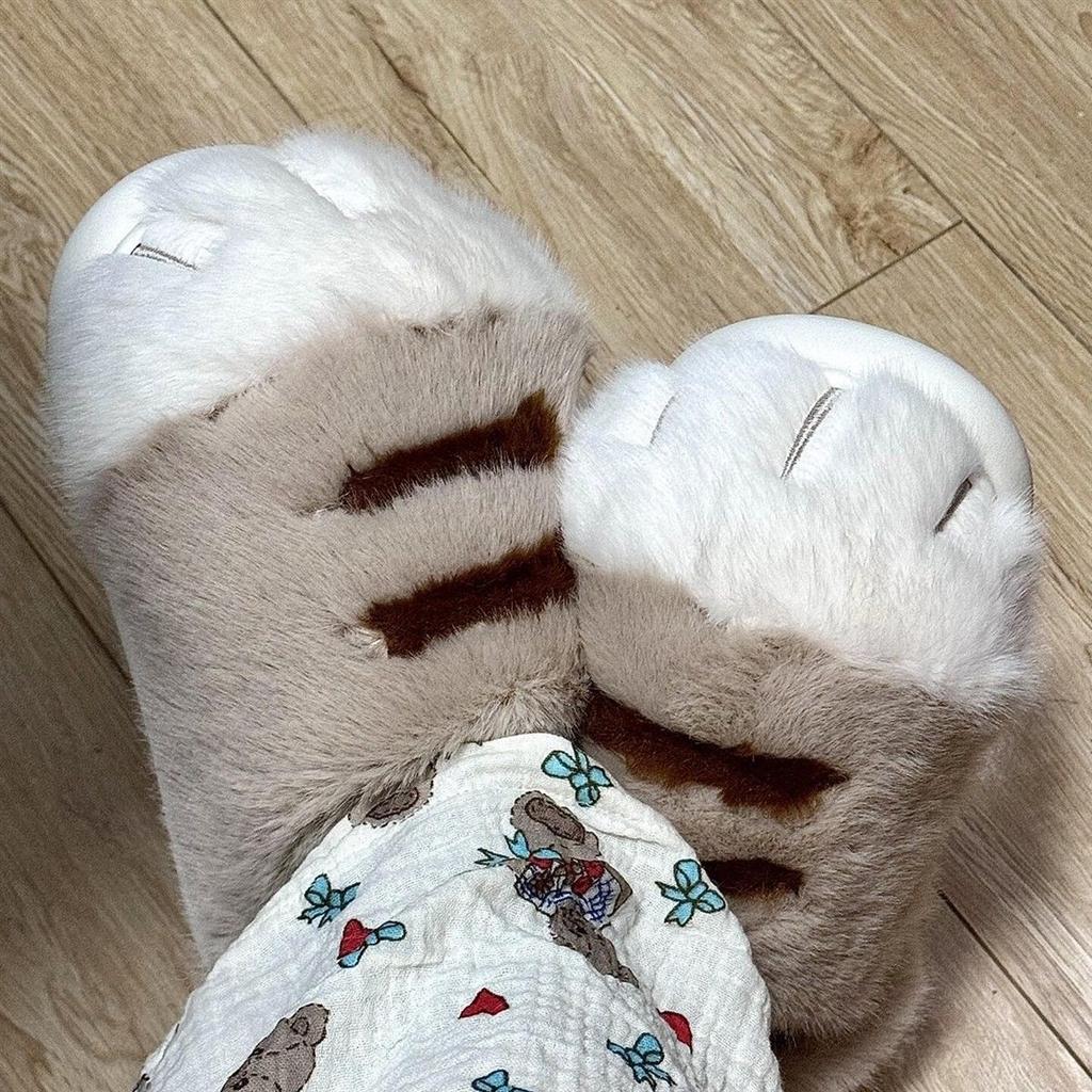 Fashion Ins Cat Paw Slippers Adults Winter Flip Flops Men Warm Fur Slides Fluffy Kitty Fuzzy House Shoes Unisex Animal Claw Slippers Man