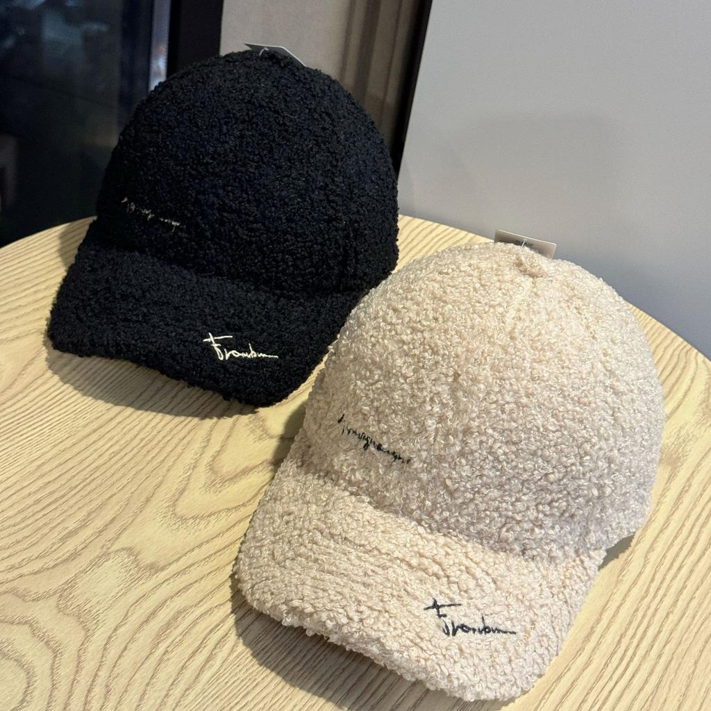 New Wide Brimmed Lambswool Baseball Hat for Women Korean Version Autumn and Winter Warm Face Showing Small Plush Fashionable Versatile Peaked Cap