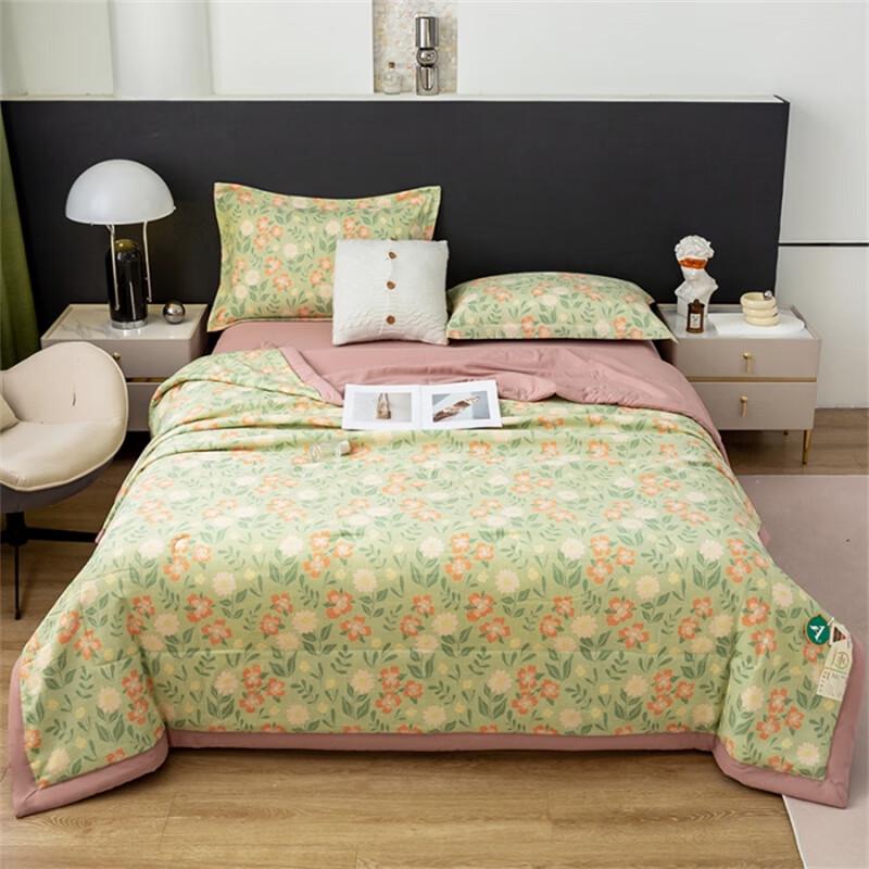 

Grace Printed Washed Cotton Summer Quilt