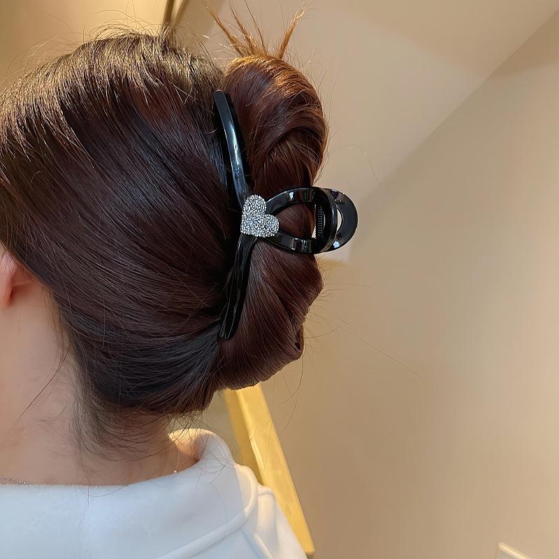 Korean Hair Accessory, High-end Feel, Fully Bejeweled Heart-shaped Hair Clip for Women, Bun Hairstyle Shark Clip