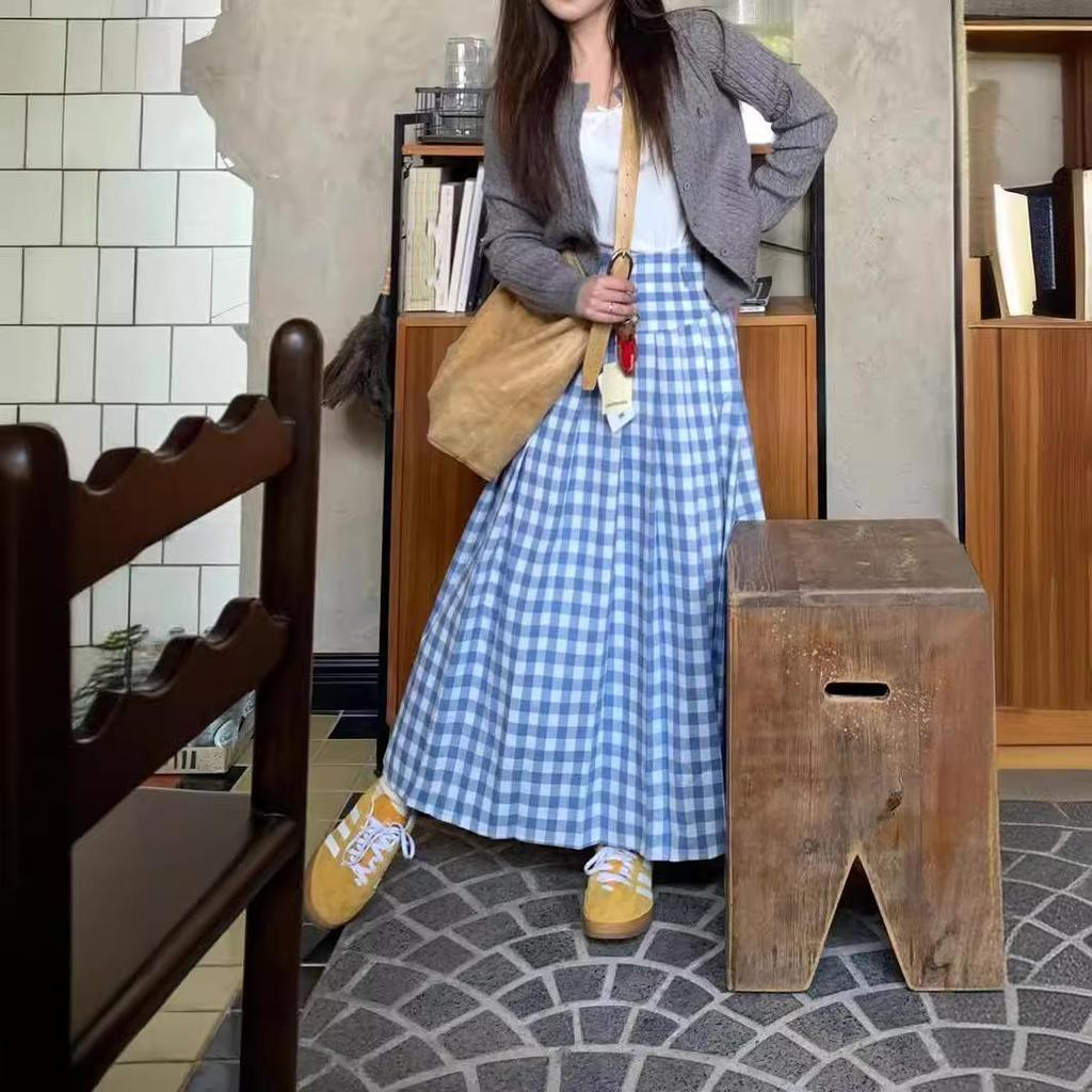 Plus Size Blue Plaid A-line Midi Skirt for Pear-shaped Bodies