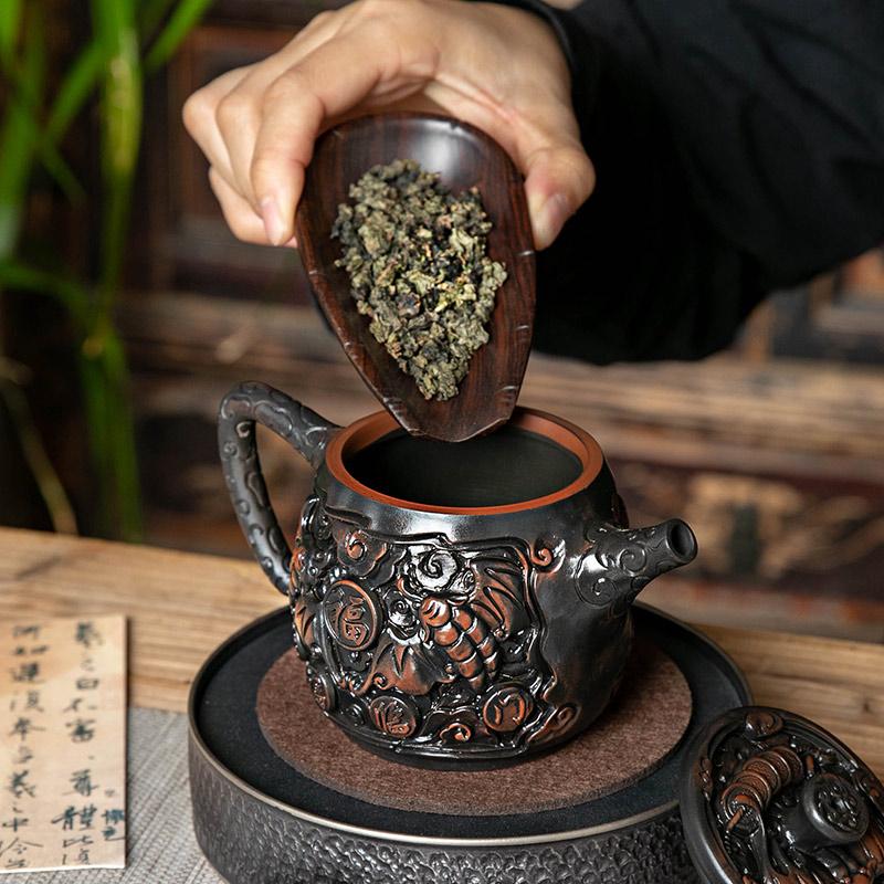 Purple Pottery Vintage Handmad Teapot Ceramic Carve Kung Fu Teapot Single Teapot Pu'er Tea Making Tea Sets Chinese Tea Pot