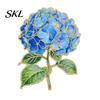 Decorative Clothing Pin Brooch Pin, Enamel Flower Design with Smooth Edges, Artistic Lightweight Zinc Alloy Badge for Jackets Scarves Bags Gift Lapel