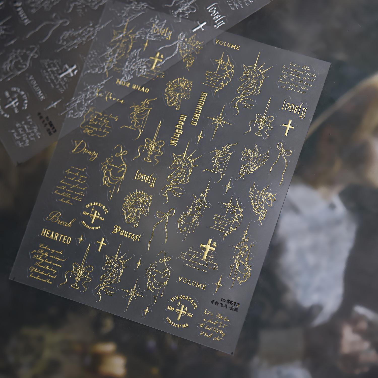 

Tomoni Gothic Pegasus Nail Stickers: Exquisite Chinese-Style Hot Stamping Design