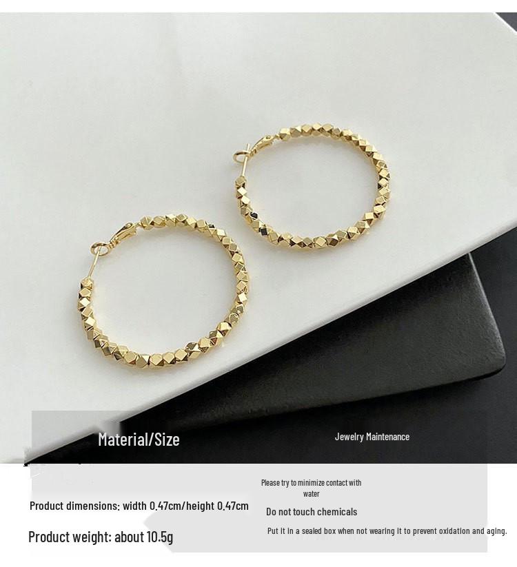 Boucles d'oreilles créoles argentées uniques pour femmes haut de gamme 2022