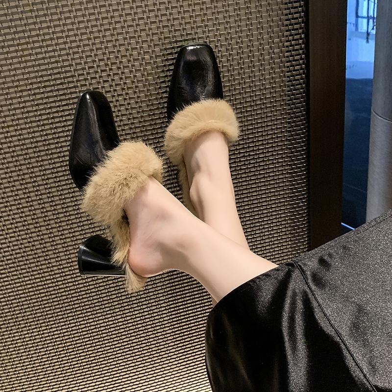 Fashion Women's New Winter Baotou Slippers Fashion Square Head Deep Mouth Anti-slip Wear Coarse Cotton Drag