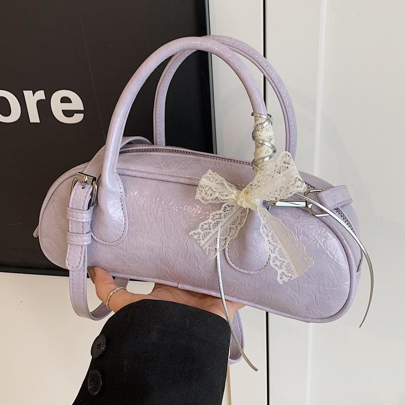 Portable High-end Fashion Pillow Bag Women's 2025 Spring and Summer New Simple Casual Shoulder Bag Niche Design Women's Bag