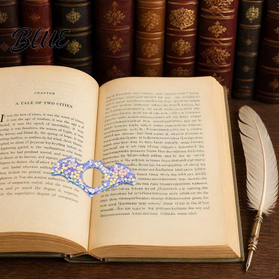 Hands-free Page Holder Shimmer Clip Holder Opener Transparent Thumb Book Reading Accessory Bat Heart Shape Plastic Bookmark for Lovers