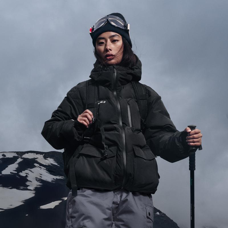 Li Ning CF Suo Red Velvet Hot Pot Waterproof Solid Color Zipper Hooded Short Down Jacket Unisex Jacket Black AYMU215-5