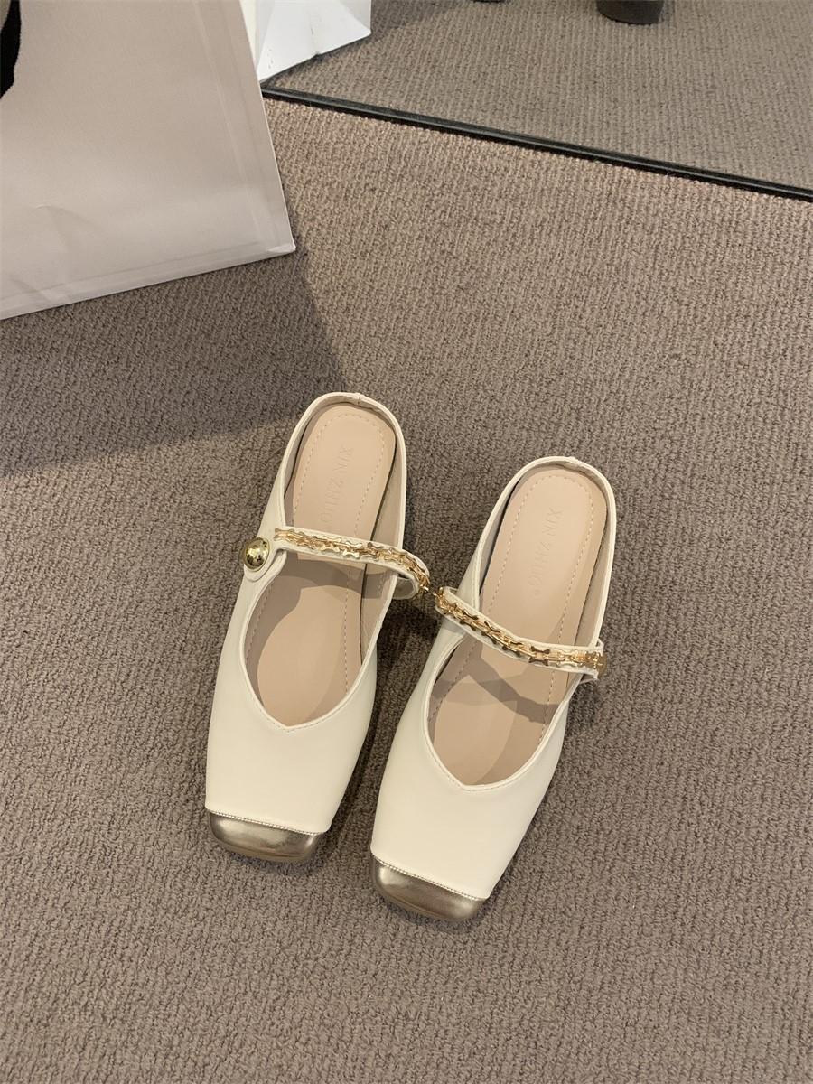 

Xiaoxiangfeng сумка голова полутапочки верхняя одежда женская обувь 2025 новый цепочка слово пояс летняя юбка одиночные туфли 40