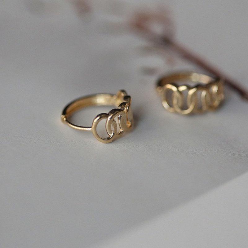 Korean Style Earrings, 8-character Circle, Cold Style, Versatile Earrings