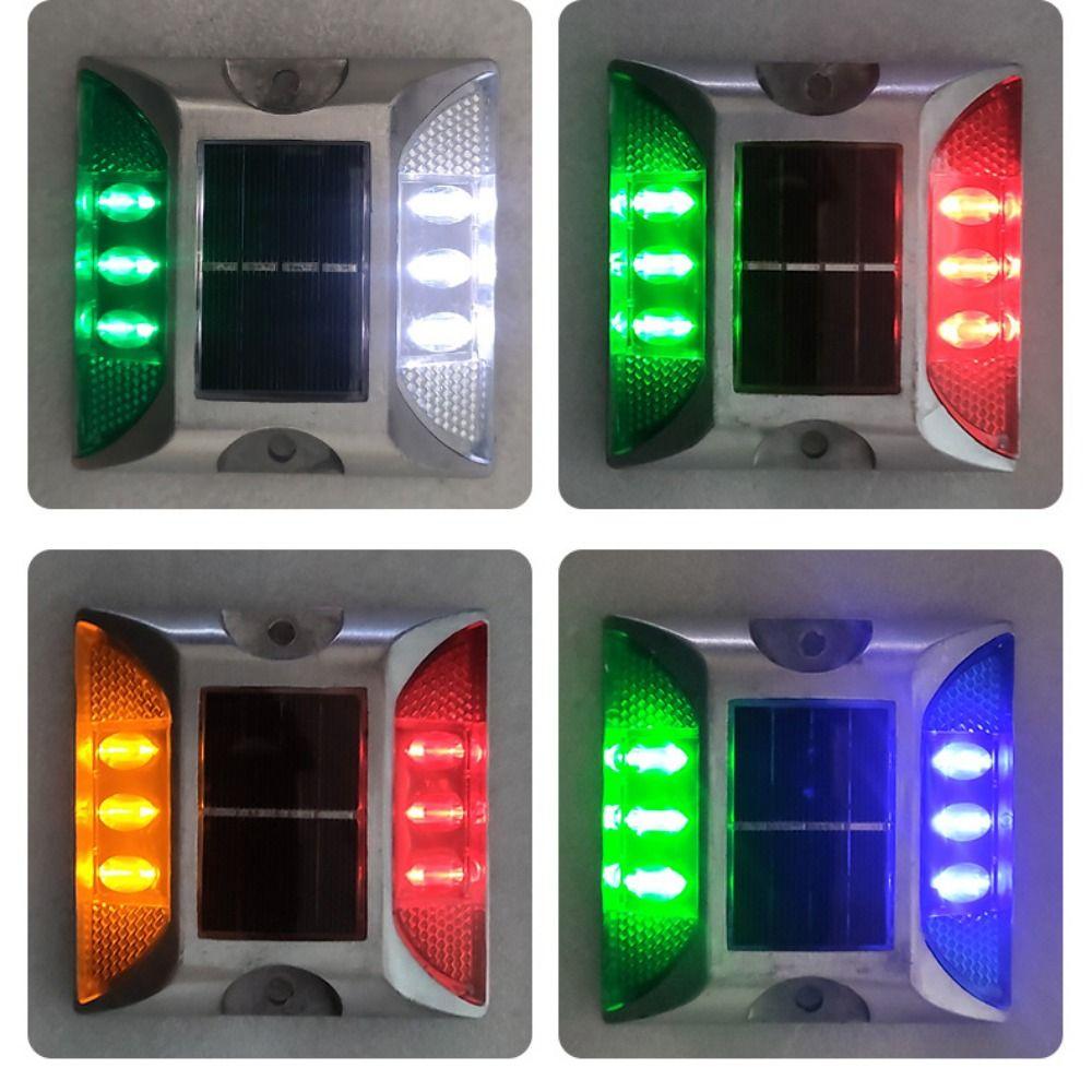 Solar Powered Solar Road Stud Light Outdoor Lighting Portable Traffic Marker Light Durable Square Shape LED Ground Light Highway