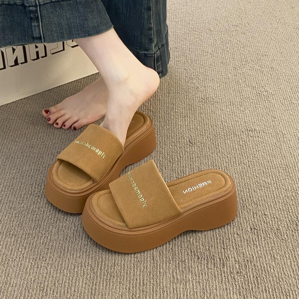 Thick-soled high-heeled cool slippers for women's summer wear 2025 new muffin one-word drag small height-increasing beach sandals
