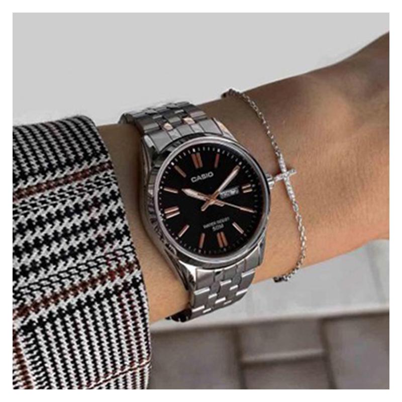 Casio CASIOSTANDARD Series Legendary Analog Watch Series, Classic, Comfortable and Exquisite Roman Numeral Time Scales, 50 Meters LTP-1335D-1A2V