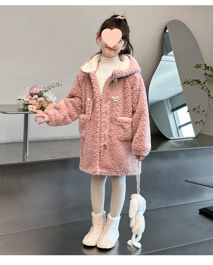 2025 Girls' Fleece-Lined Lamb's Wool Coat: Thick, Stylish Winter Wear for Children