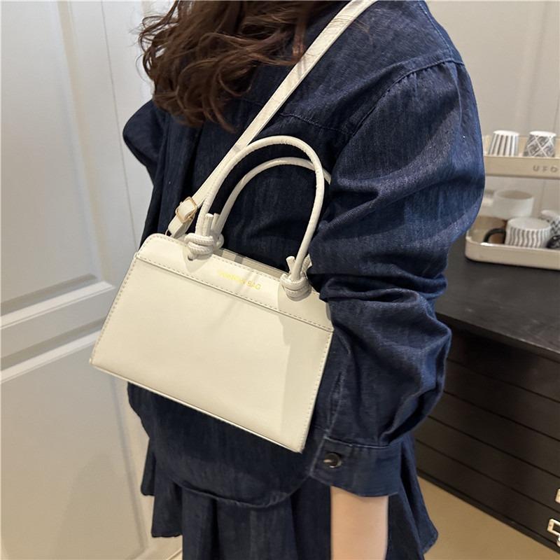 Retro Handbag Bag Ladies Summer New Texture Niche Large Capacity Hand Carry Tote Shoulder Messenger Bag