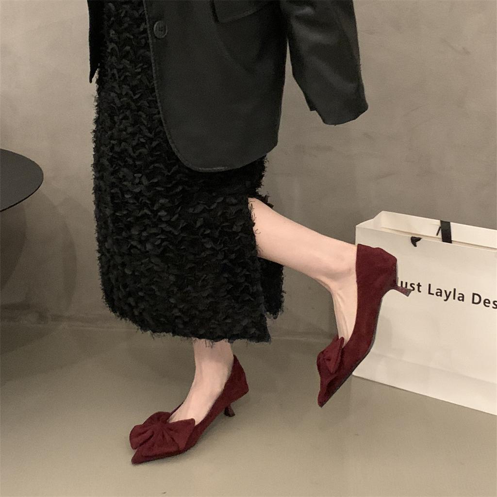 French Pointed Single Shoes Women's Shoes Spring and Autumn 2025 New Red Wedding Shoes Bow Light Mouth Thin Heel Suede Ladyshoes