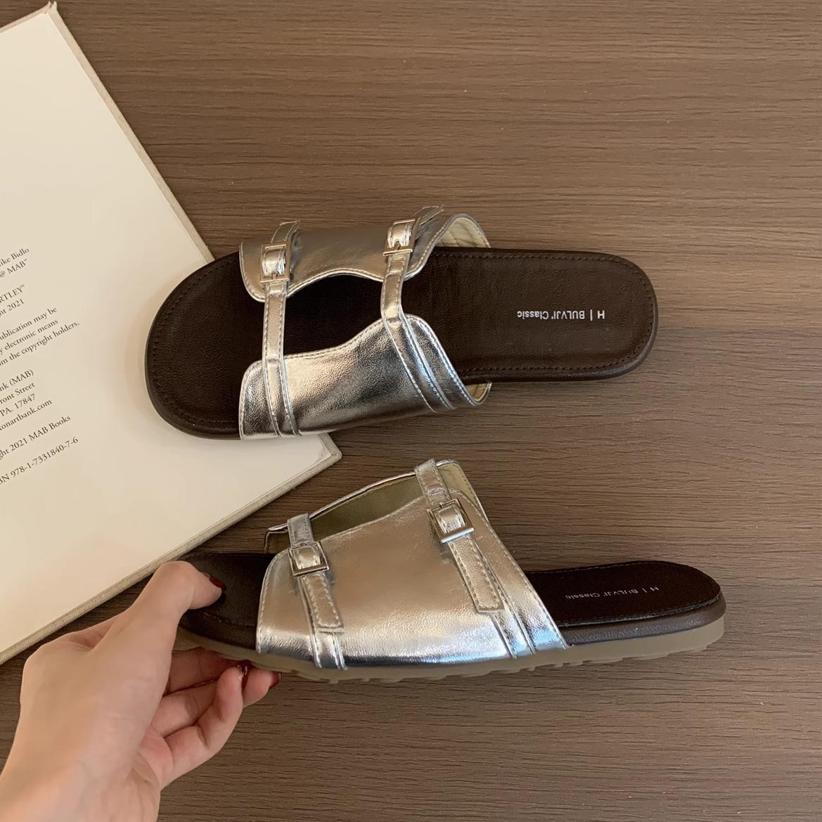 

French retro Korean silver slippers women s summer outer wear holiday new one-word sandals seaside beach flat sandals 35