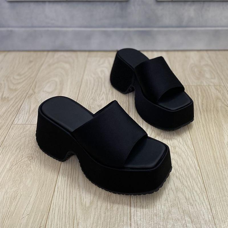 Minimalist thick-bottomed sandals women's summer fashion outer wear holiday slippers small people increase height casual one-word drag tide