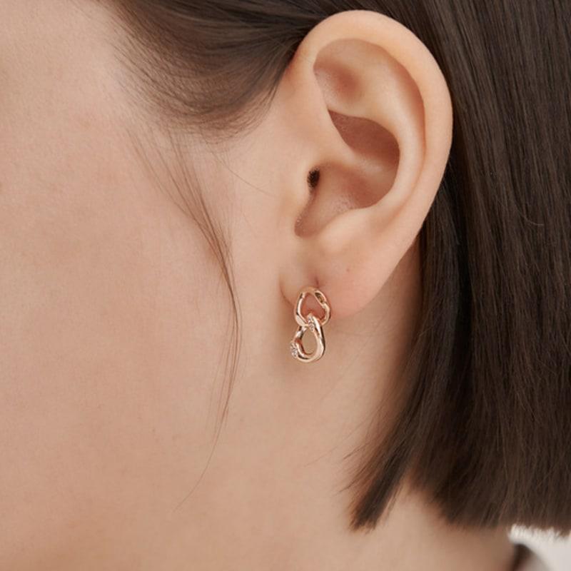 ELLE Jewelry 14K Chain Drop Cubic Earrings (Gold Pin) ELGPEE565