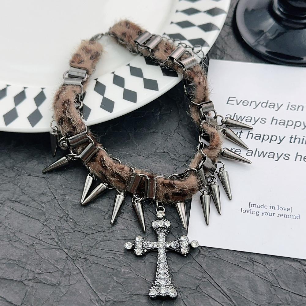 New Punk Personality Sliver Color Rivet Tassel Cross Zircon Pendant Leopard Print Collar Necklace for Women Hot Girl Y2k Jewelry