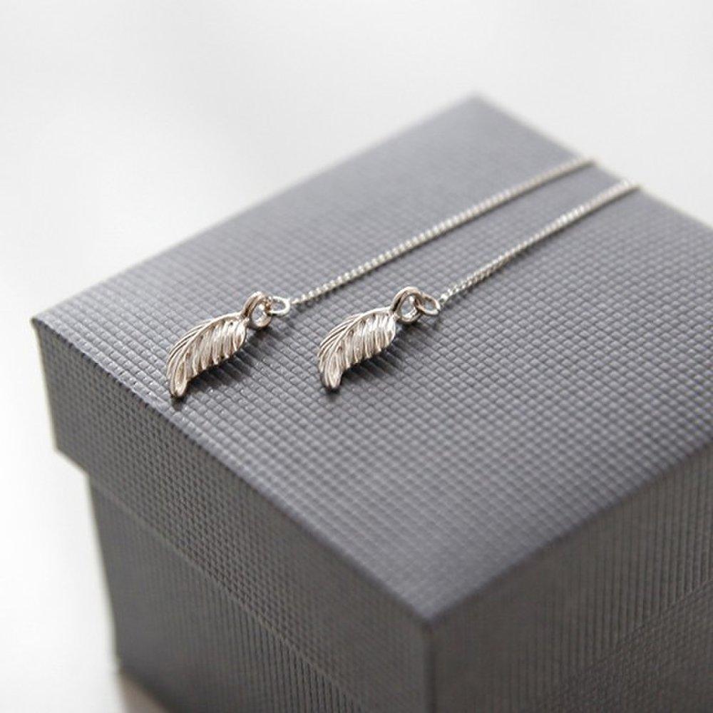 J.Lauren 01M03235 Leaf Long Chain Silver Earrings