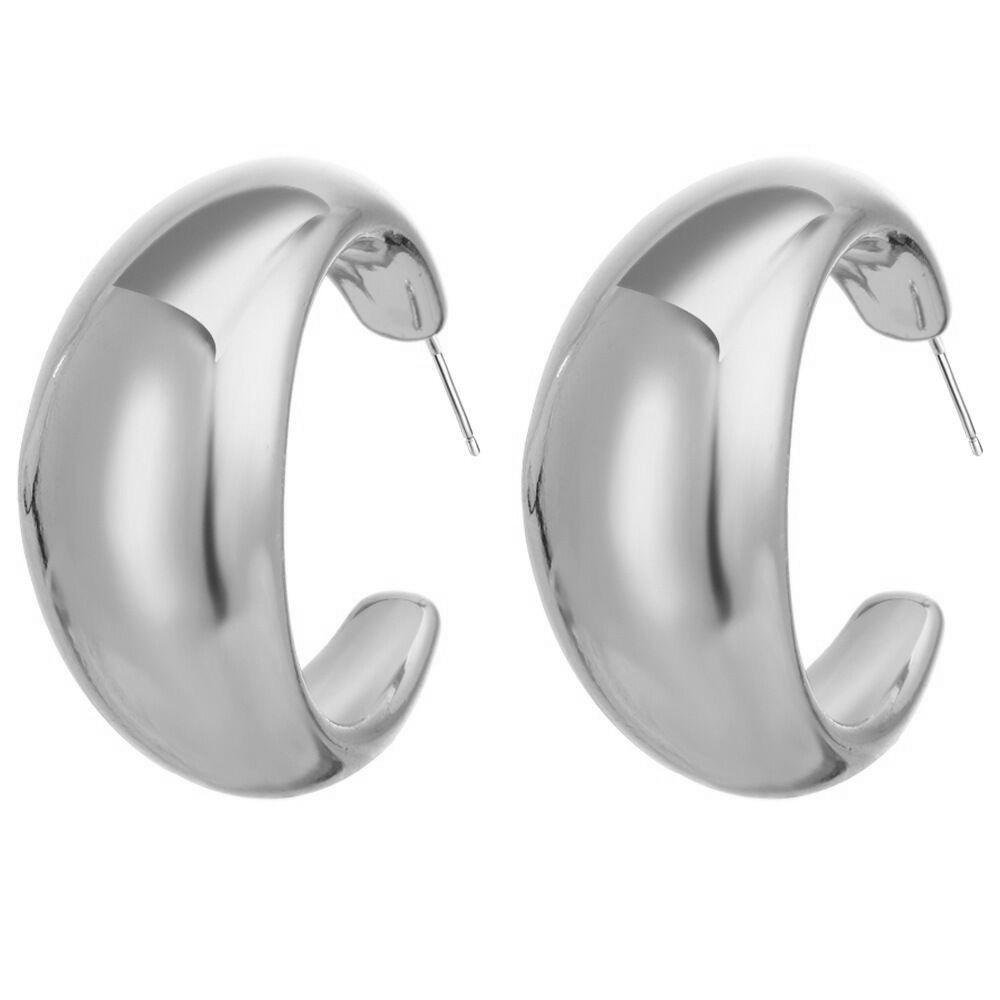 Korean White C-Shaped Resin Stud Earrings - High-End, Elegant & Unique Design серебряный
