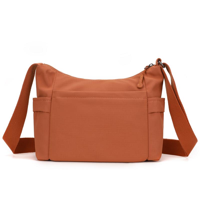 Dámská vícekomorová taška přes rameno Outdoorová crossbody taška