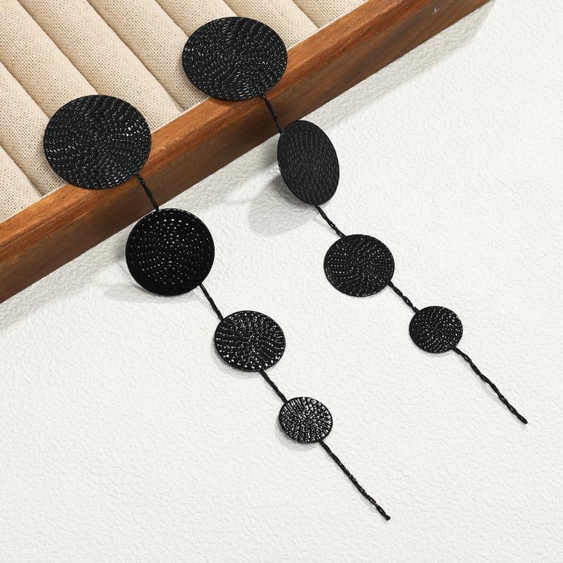Fashion Gold Color Circular Pendant Earrings for Women Exaggerated Metal Long Tassel Round Geometric Earrings Jewelry Gifts