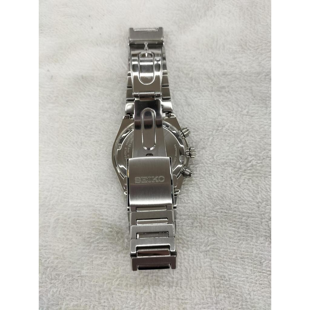 Used SEIKO 8T63-02F0 Watch