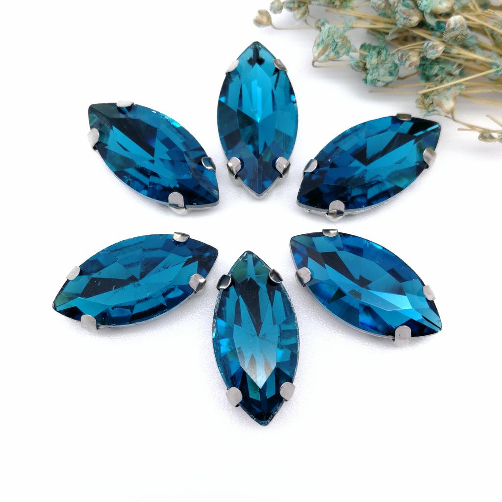 4-32MM Ojo de Caballo / Forma de Hoja Pedrería de Vidrio Con Garra Coser Piedra de Cristal Strass Diamante Base Metálica Hebilla Para Ropa